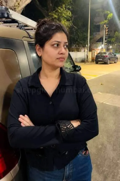 Riya, 26, call girl in Malad, Mumbai